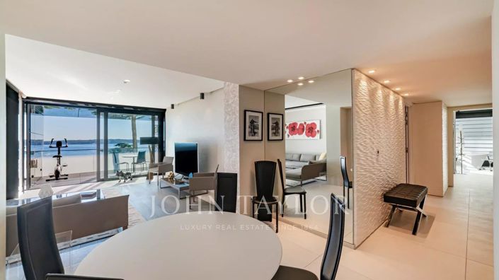 Image No.6-Appartement de 2 chambres à vendre à Cannes