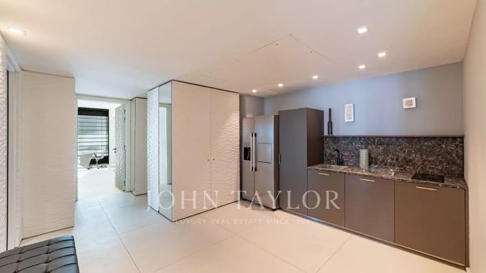 Image No.9-Appartement de 2 chambres à vendre à Cannes