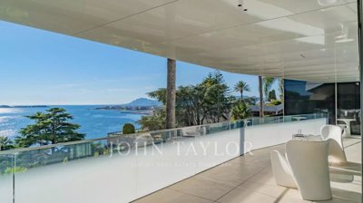 1 - Cannes, Apartment
