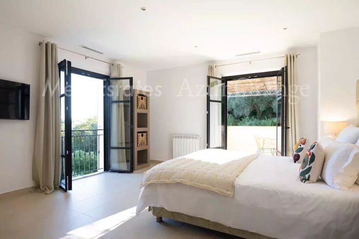 Image No.10-4 Bed House for sale