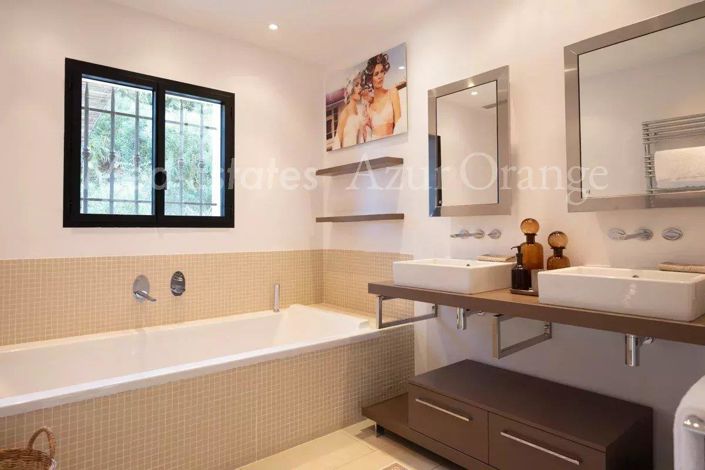 Image No.11-4 Bed House for sale