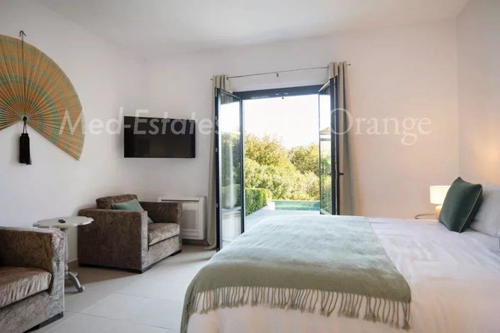 Image No.9-4 Bed House for sale