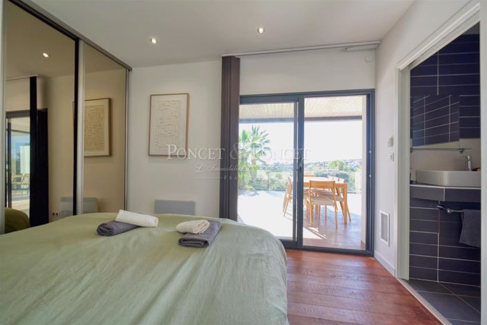 Image No.12-House for sale