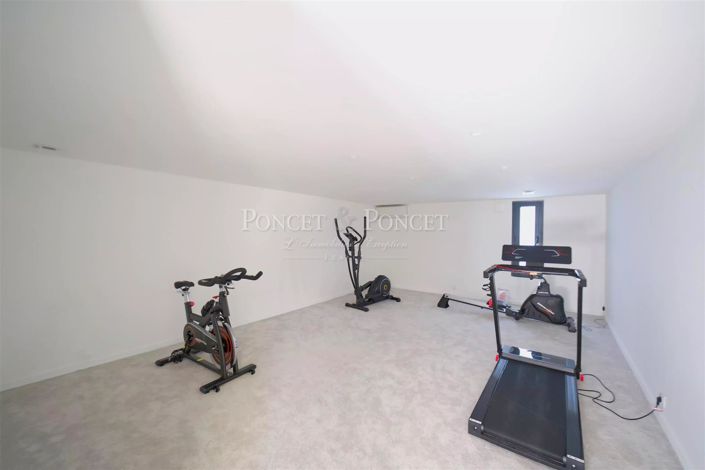 Image No.21-House for sale