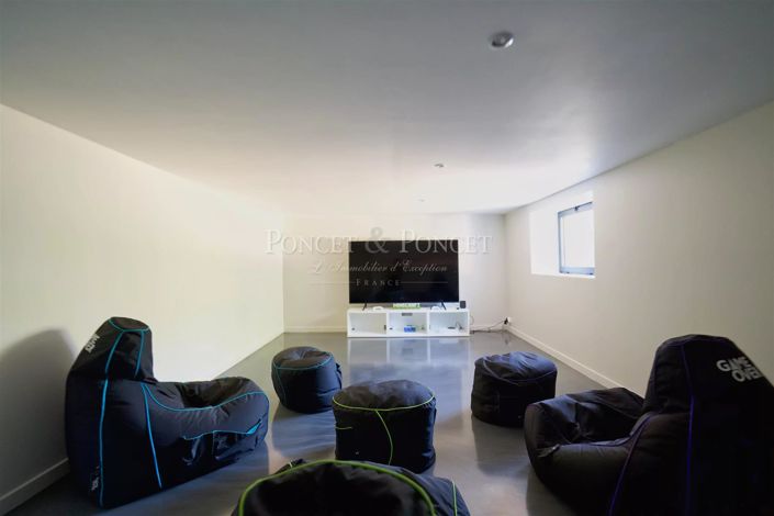 Image No.22-House for sale