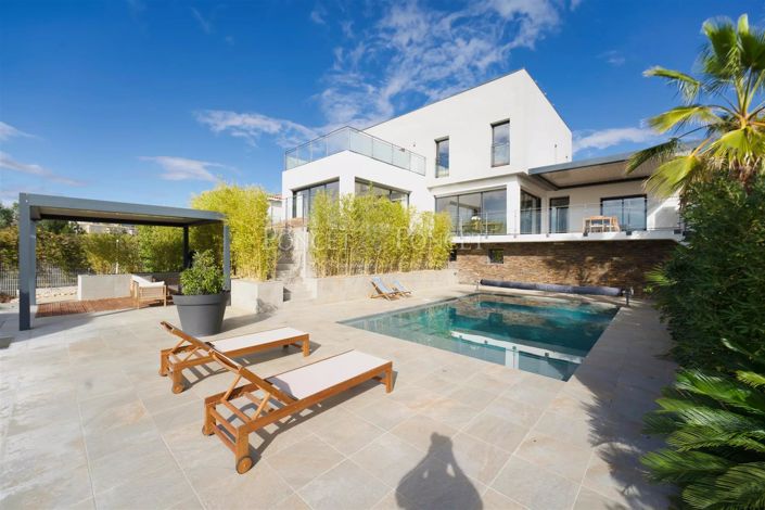 Image No.4-House for sale