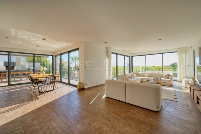 Image No.5-House for sale