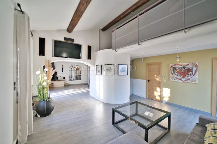 Image No.5-5 Bed House for sale