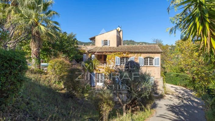 Image No.2-4 Bed House for sale