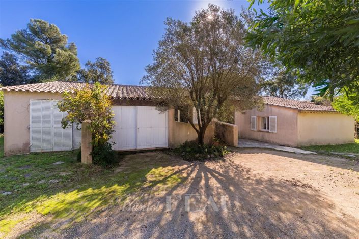 Image No.5-6 Bed House for sale