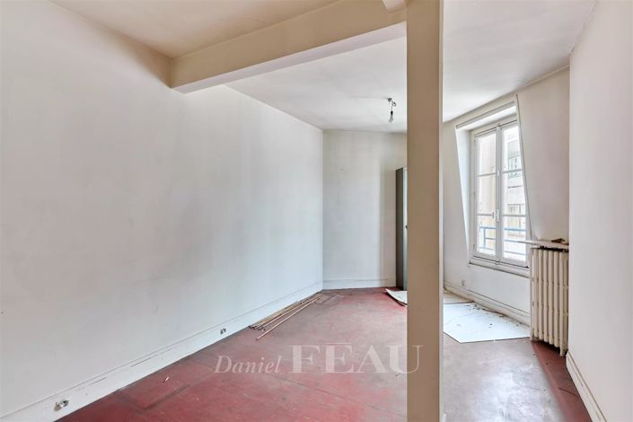 Image No.10-7 Bed House for sale