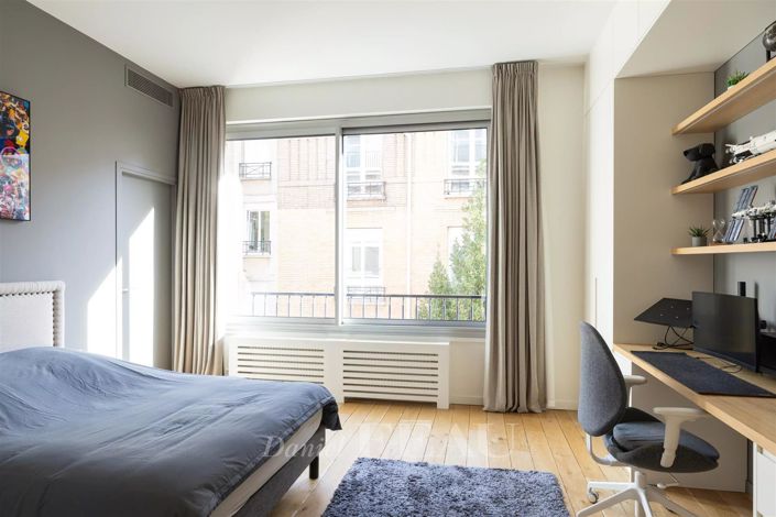 Image No.15-5 Bed Apartment for sale