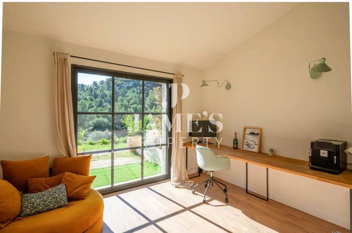 Image No.11-4 Bed House for sale