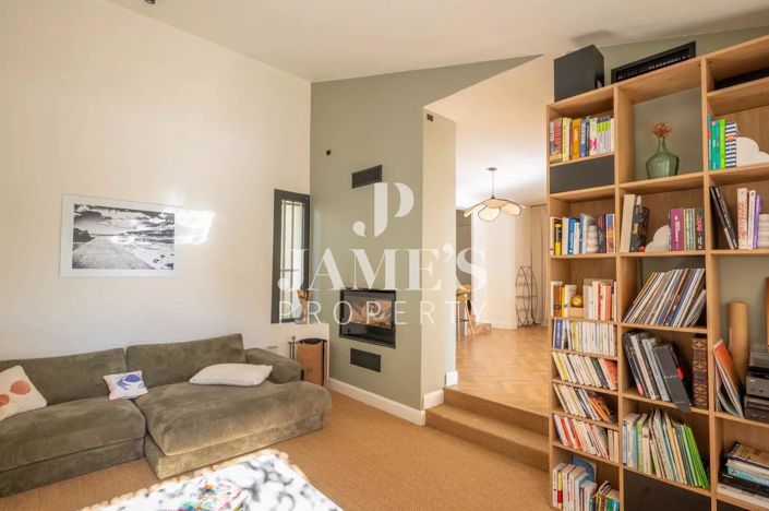 Image No.9-4 Bed House for sale