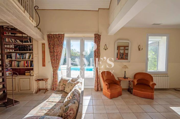 Image No.7-3 Bed House for sale