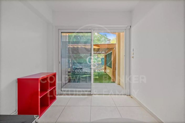 Image No.12-3 Bed House for sale