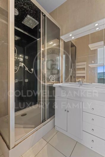 Image No.9-3 Bed House for sale