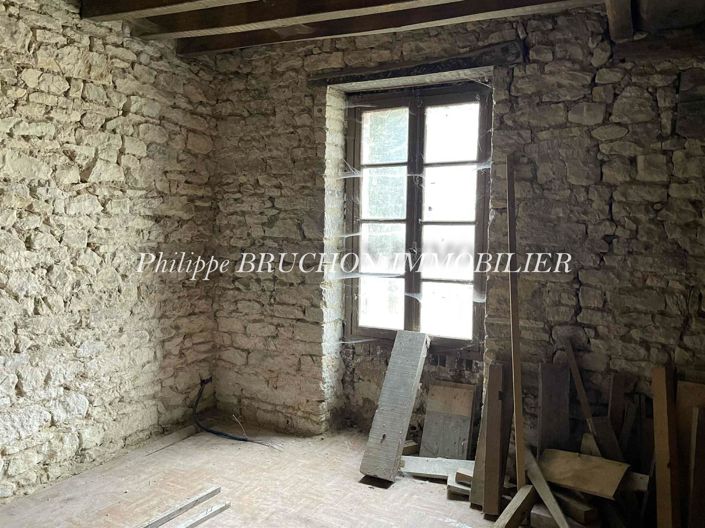 Image No.20-4 Bed House for sale