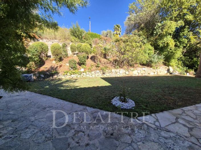 Image No.10-4 Bed House for sale