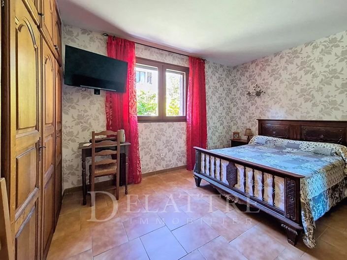 Image No.13-4 Bed House for sale