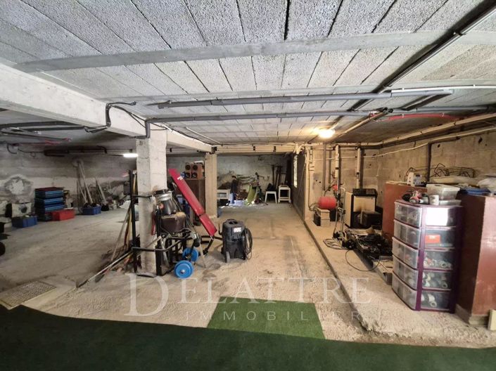 Image No.17-4 Bed House for sale