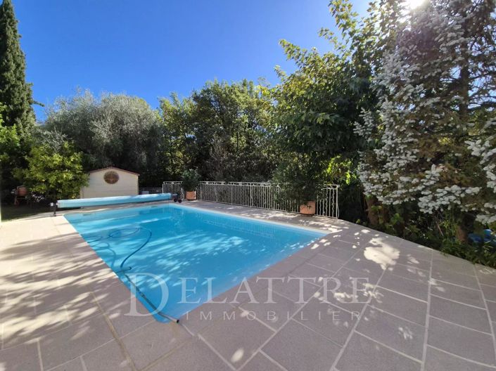 Image No.2-4 Bed House for sale