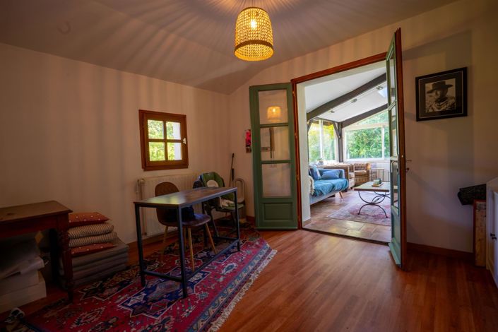 Image No.17-4 Bed House for sale