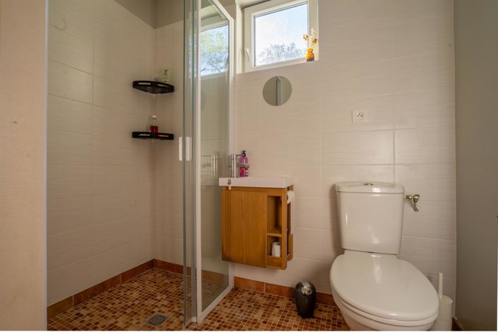 Image No.22-4 Bed House for sale