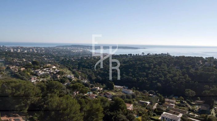 Image No.2-5 Bed House for sale