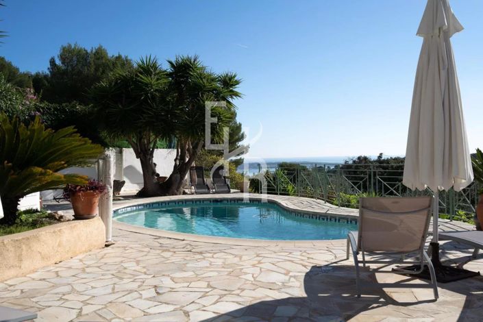 Image No.4-5 Bed House for sale