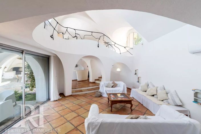 Image No.4-House for sale