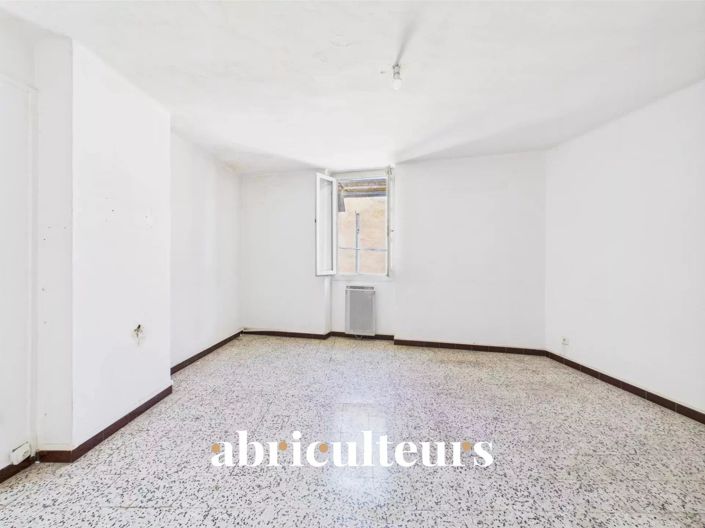 Image No.19-2 Bed Apartment for sale