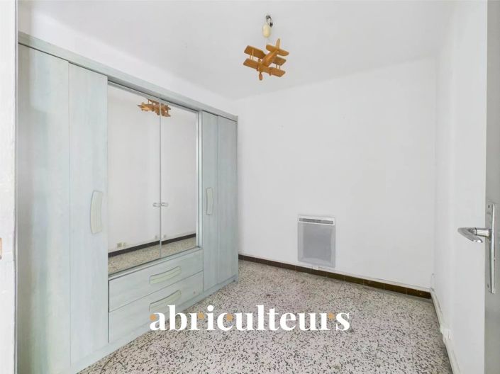 Image No.22-2 Bed Apartment for sale