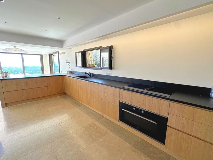 Image No.10-4 Bed House for sale