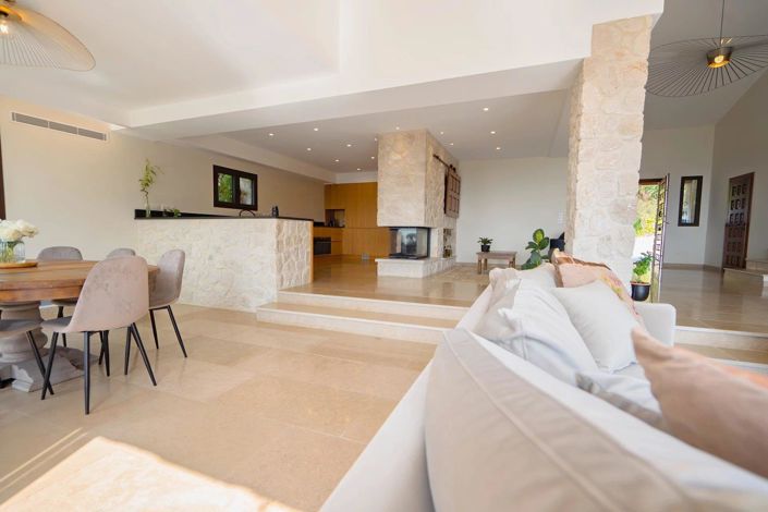 Image No.15-4 Bed House for sale