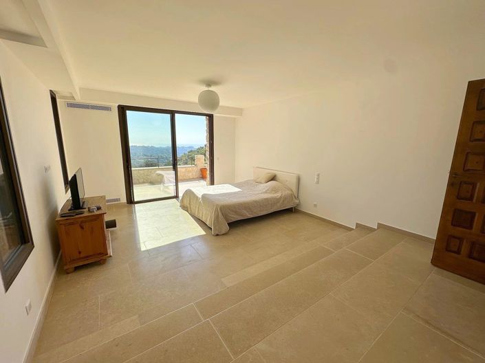 Image No.16-4 Bed House for sale