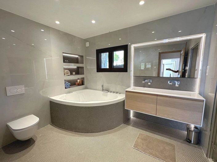 Image No.19-4 Bed House for sale