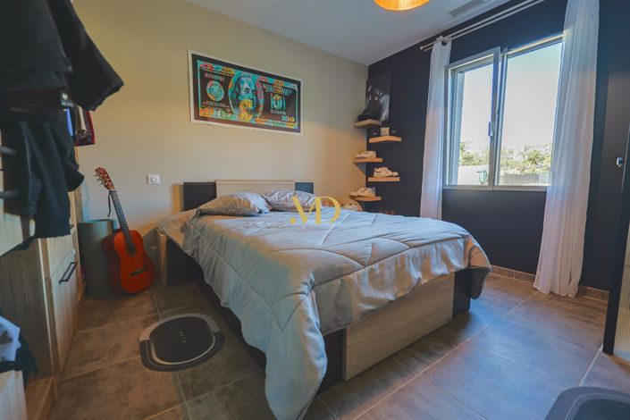 Image No.14-3 Bed House for sale