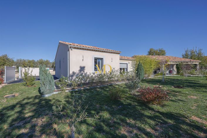 Image No.19-3 Bed House for sale