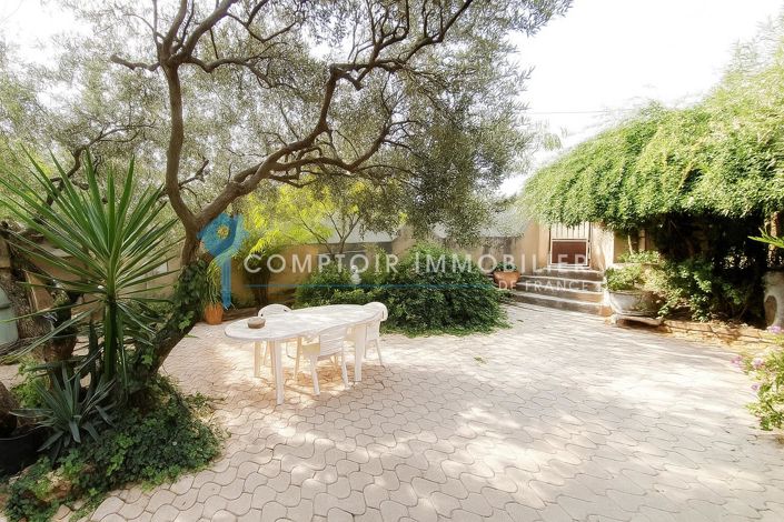 Image No.2-3 Bed House for sale