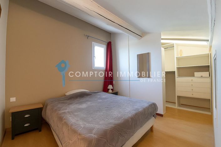 Image No.6-3 Bed House for sale