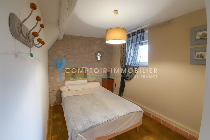 Image No.9-3 Bed House for sale