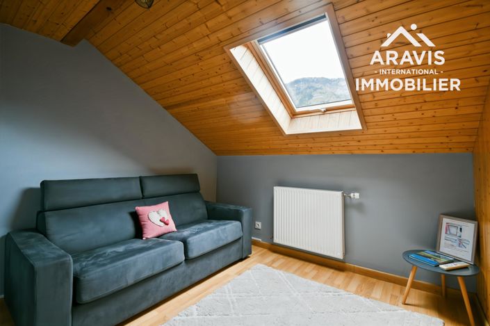 Image No.11-3 Bed House for sale