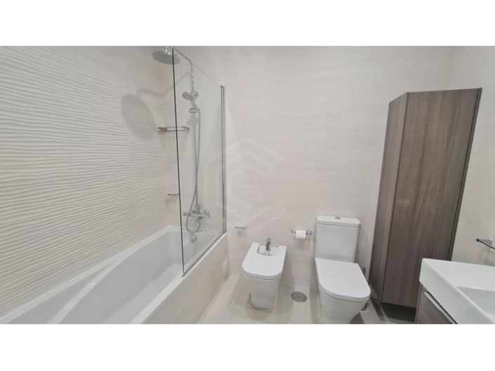 Image No.18-2 Bed Apartment for sale