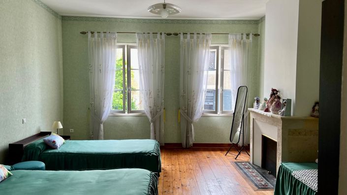 Image No.13-4 Bed House for sale