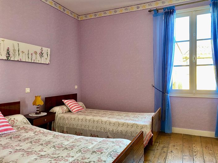 Image No.14-4 Bed House for sale