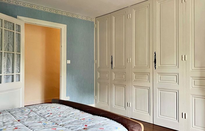 Image No.17-4 Bed House for sale