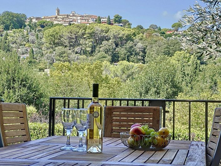 Image No.2-5 Bed House for sale