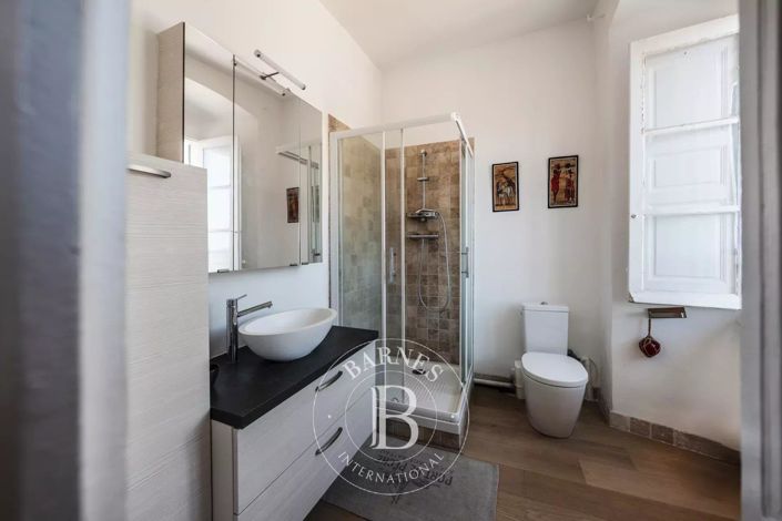 Image No.9-4 Bed Apartment for sale