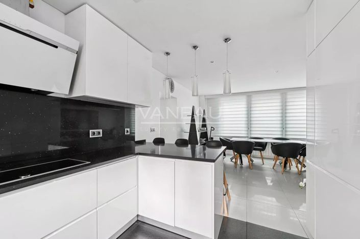 Image No.7-5 Bed Apartment for sale